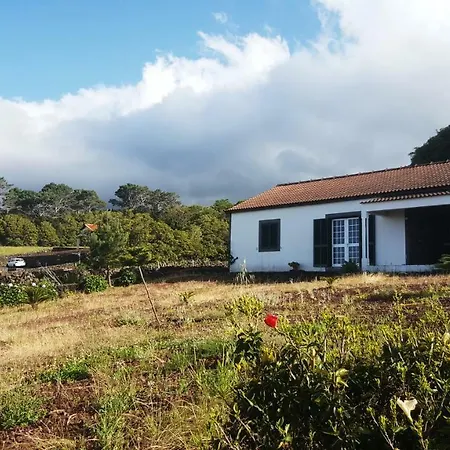 Casa Amaral * Santo Antonio (Pico Island)
