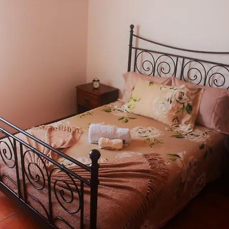 Casa Amaral Santo Antonio (Pico Island)