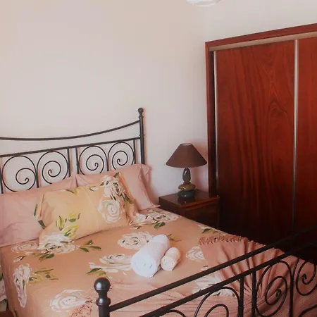 Casa Amaral Holiday home *
