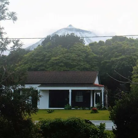 Holiday home Casa Amaral Santo Antonio (Pico Island)
